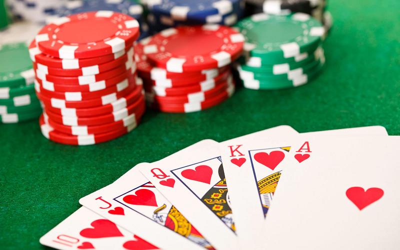 Luật Chơi Poker Cơ Bản